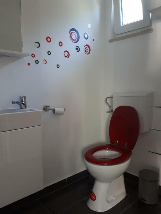 Studio Apartman Splash Pjescana Uvala Exterior foto